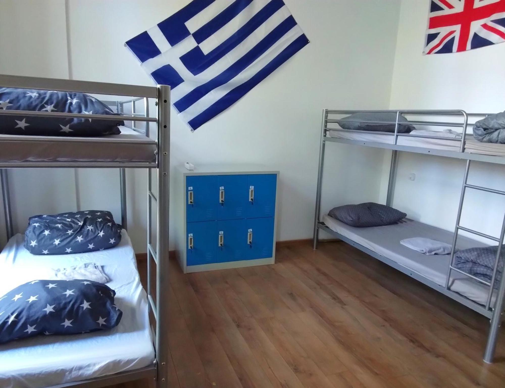 Bucuresti Bucuresti Hostel Esterno foto